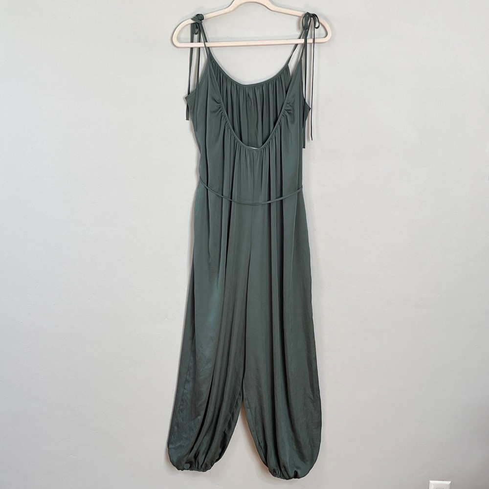 Victoria's Secret Jumpsuit Olive Green‎ Satin Tie Strap Balloon Leg Boho Chic M - Picture 6 of 11